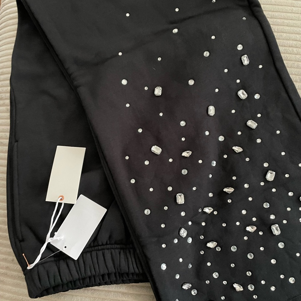 GOOD AMERICAN CRYSTAL WIDE LEG SWEATPANTS